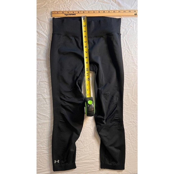 Under Armour Womens Leggings Pants Black Mid Rise Yoga Waistband‎ Workout Logo M - Picture 4 of 8